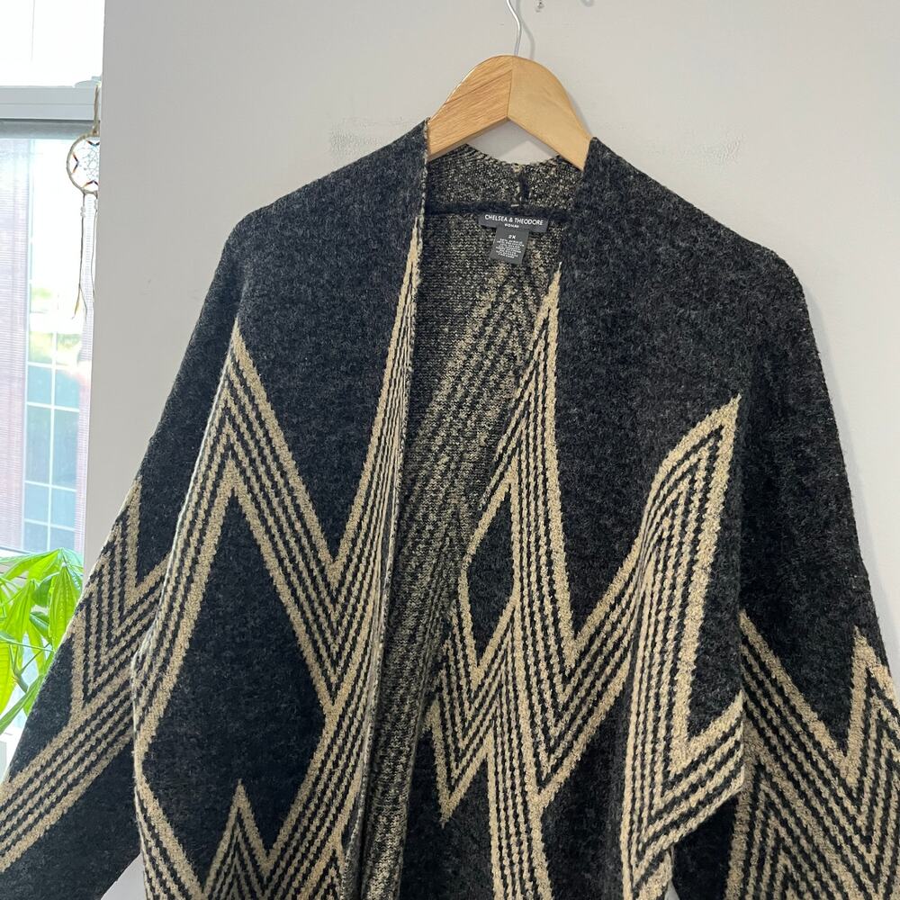 Chelsea & Theodore Gray & Yellow Print Knit Cardigan Sweater Size 2X - Picture 3 of 6